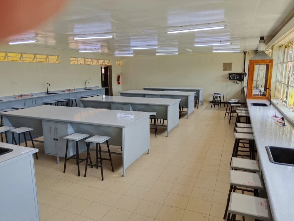 Kabarnet University College scholarships